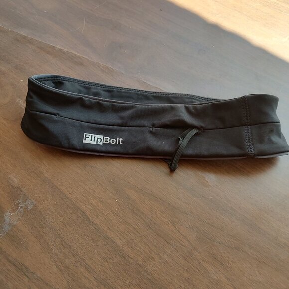 FlipBelt Black Women's Accessory Belt - Picture 1 of 5